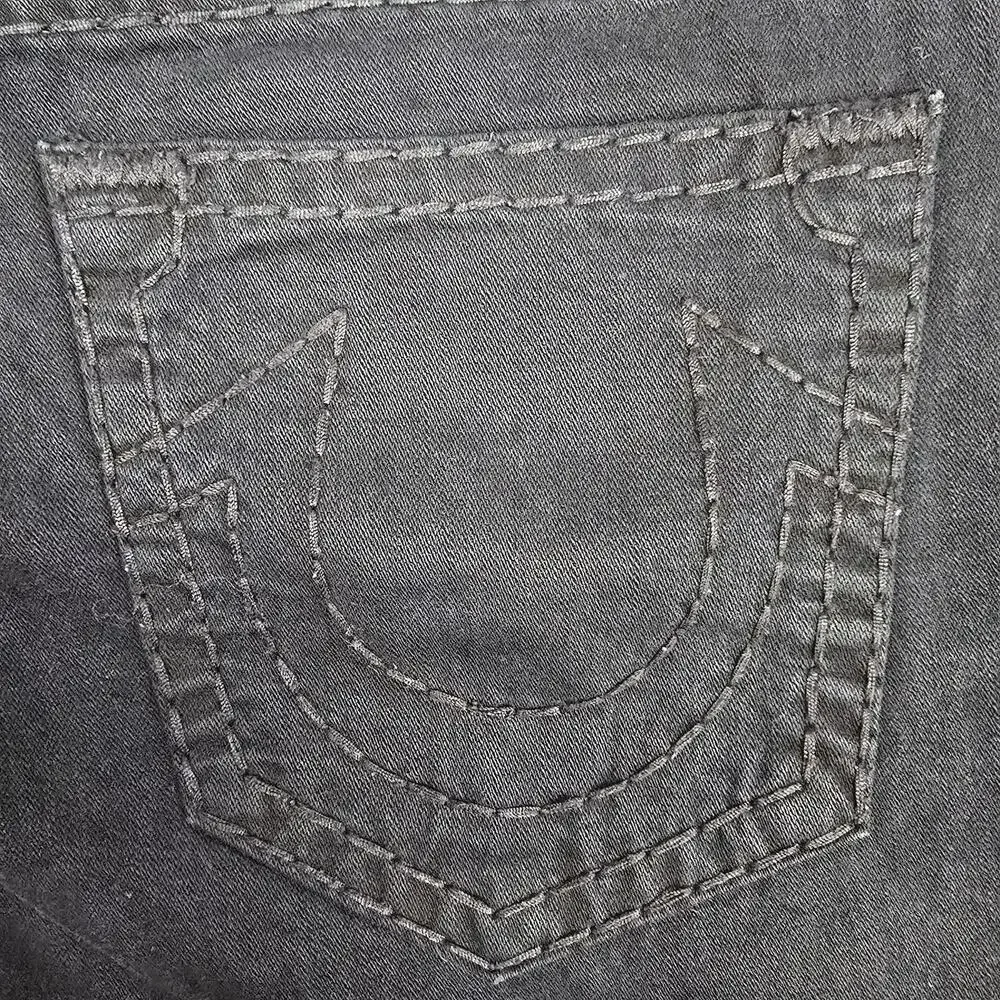 True Religion Jeans Mens Tag 40 Measures 42x34 Black Super T Straight Made USA